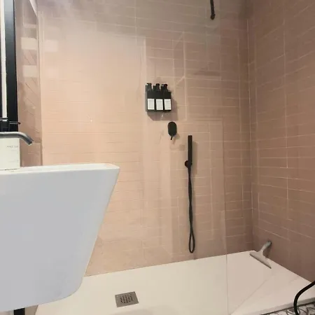 La Casa Di Bibi Appartement Bologna Buitenkant foto